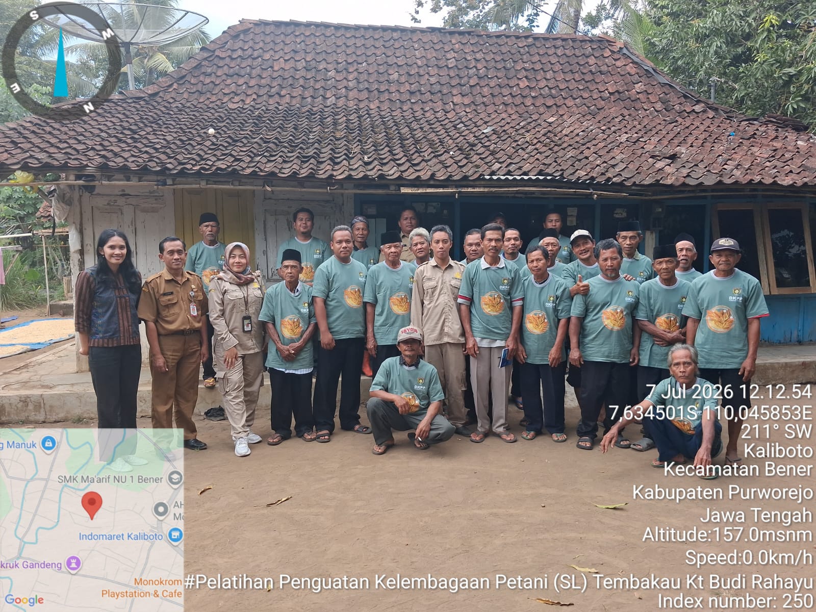 Pembukaan Pelatihan Penguatan Kelembagaan Petani Tanaman Tembakau di Desa Kaliboto Bener